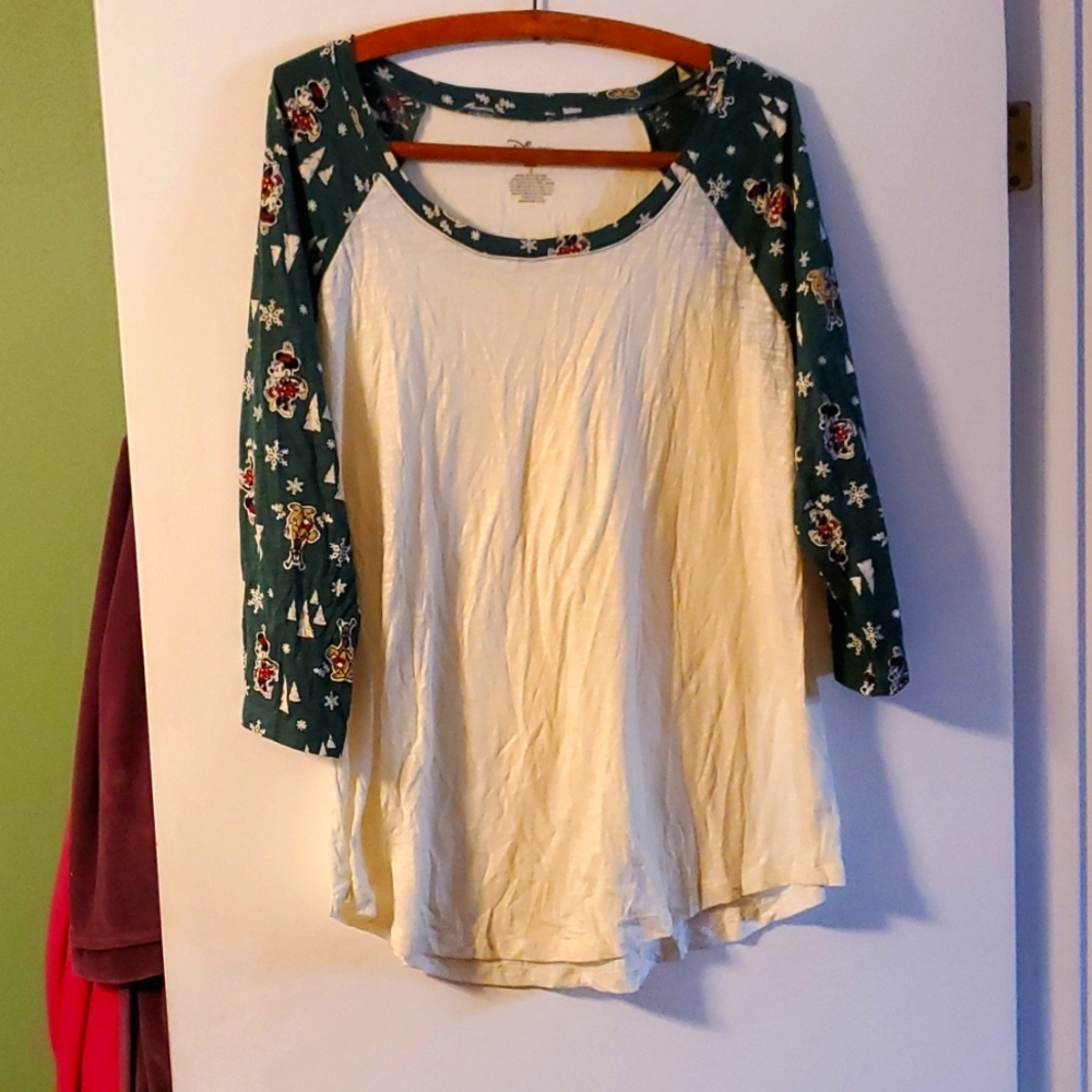 Torrid Disney pajama shirt size 2